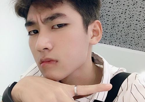 Nghiêm Việt Quân